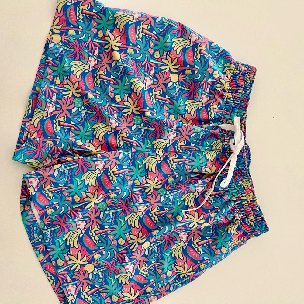 Chubbies Pink and Blue Swim Trunks Vibrant Tropical Design